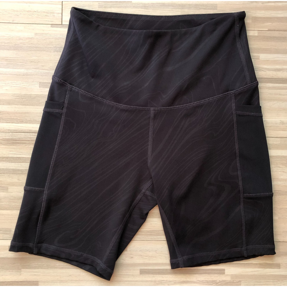 LegEnd Active, Women's Biker Short w/ Mesh Pocket, Small 7" Inseam, Black Emboss